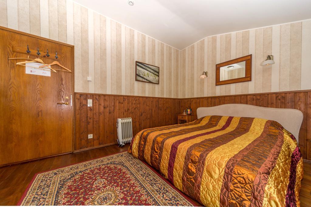 Viimsi Manor Guesthouse Birgitta מראה חיצוני תמונה